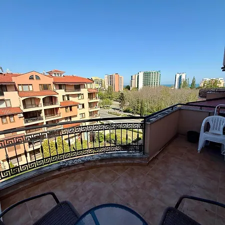 Urban Breeze * סאני ביץ'